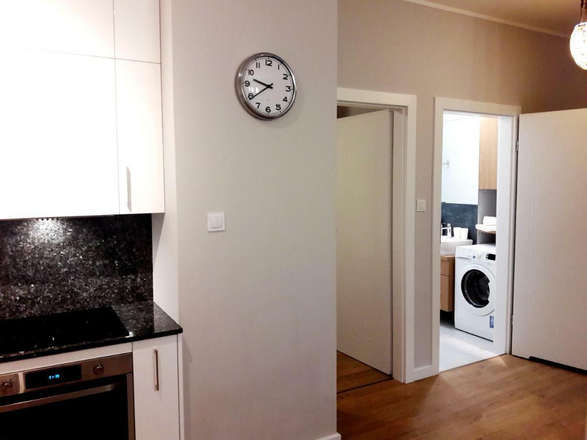 Modern & Quiet In Royal Wilanow With Netflix Apartment Warsaw Exterior photo